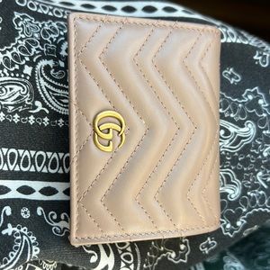 Selling my Gucci wallet